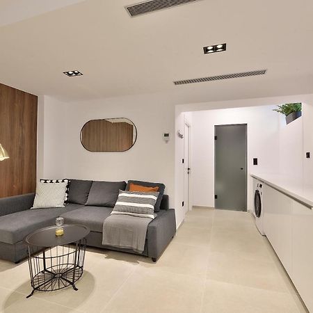 Phaedrus Living City Center Luxury Flat Skoufa Афины Экстерьер фото