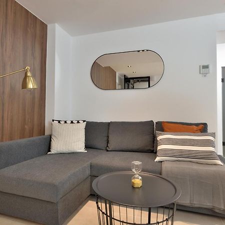 Phaedrus Living City Center Luxury Flat Skoufa Афины Экстерьер фото