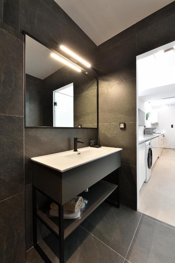 Phaedrus Living City Center Luxury Flat Skoufa Афины Экстерьер фото