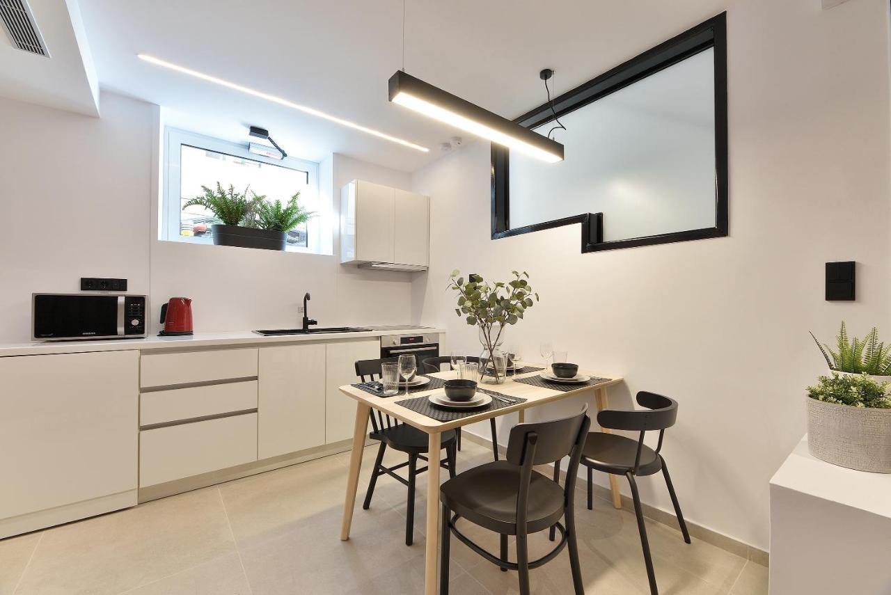 Phaedrus Living City Center Luxury Flat Skoufa Афины Экстерьер фото